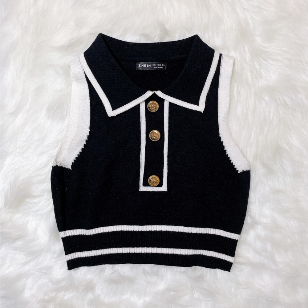 Black and white collared crop top